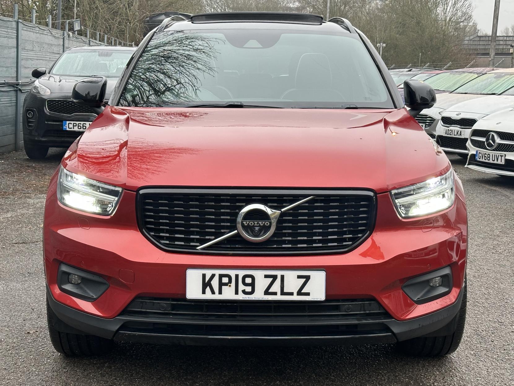 Volvo XC40 2.0 T4 R-Design Pro SUV 5dr Petrol Auto AWD Euro 6 (s/s) (190 ps)