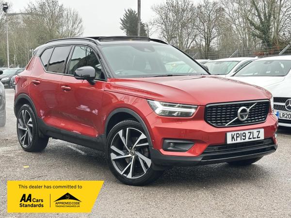 Volvo XC40 2.0 T4 R-Design Pro SUV 5dr Petrol Auto AWD Euro 6 (s/s) (190 ps)