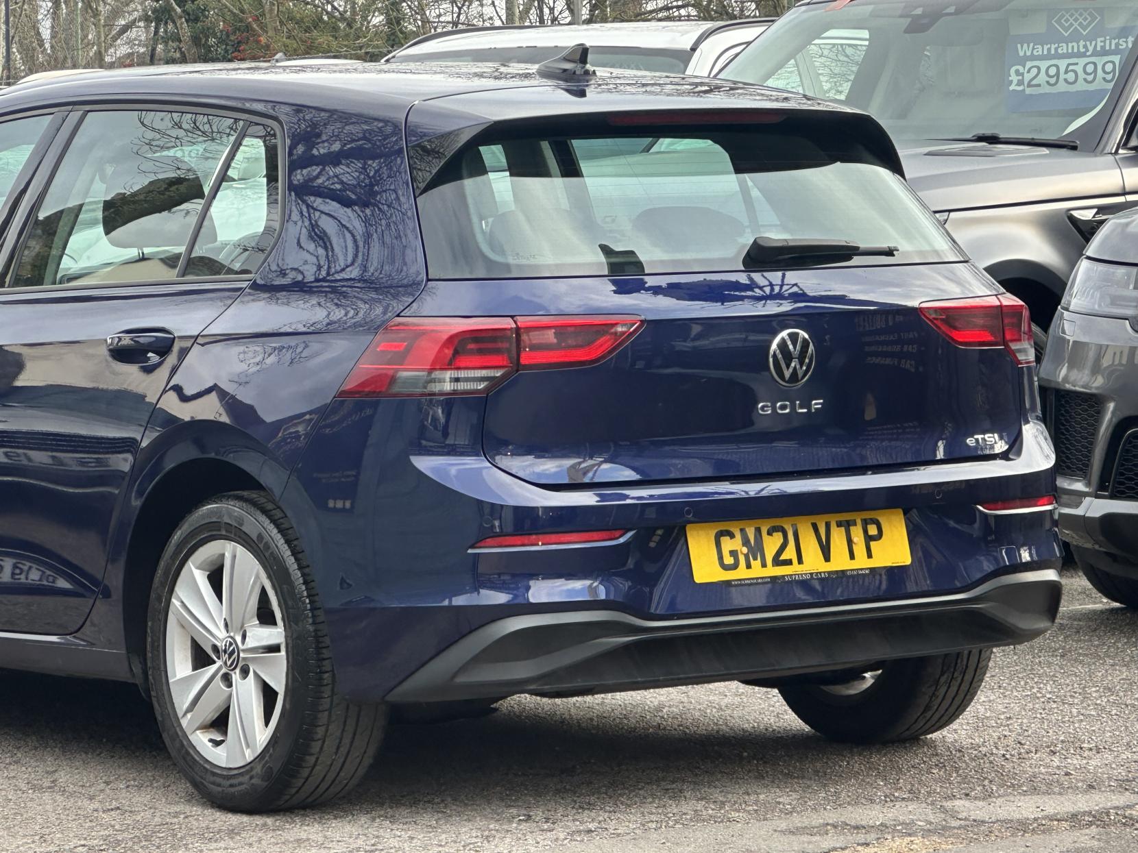 Volkswagen Golf 1.5 eTSI MHEV Life Hatchback 5dr Petrol Hybrid DSG Euro 6 (s/s) (150 ps)