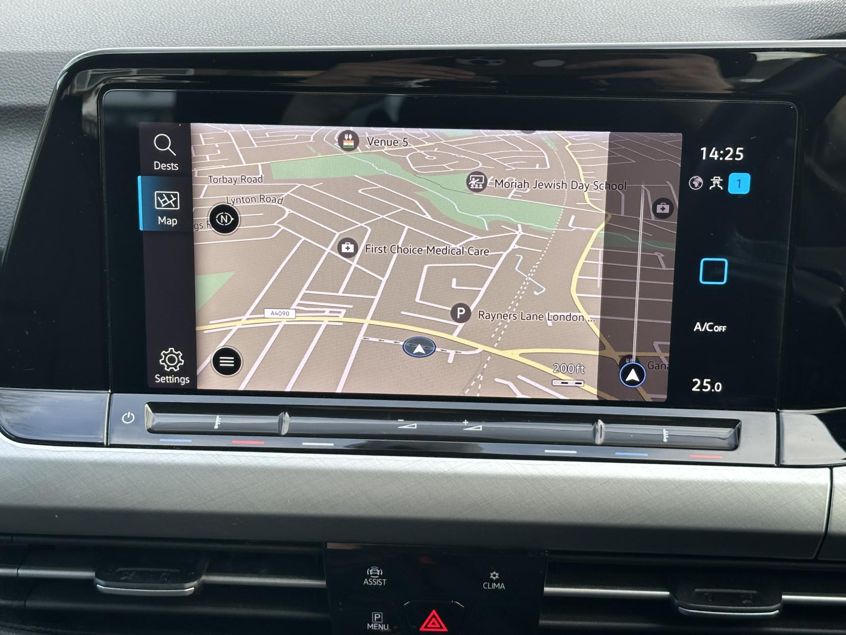 Volkswagen Golf 1.5 eTSI MHEV Life Hatchback 5dr Petrol Hybrid DSG Euro 6 (s/s) (150 ps)