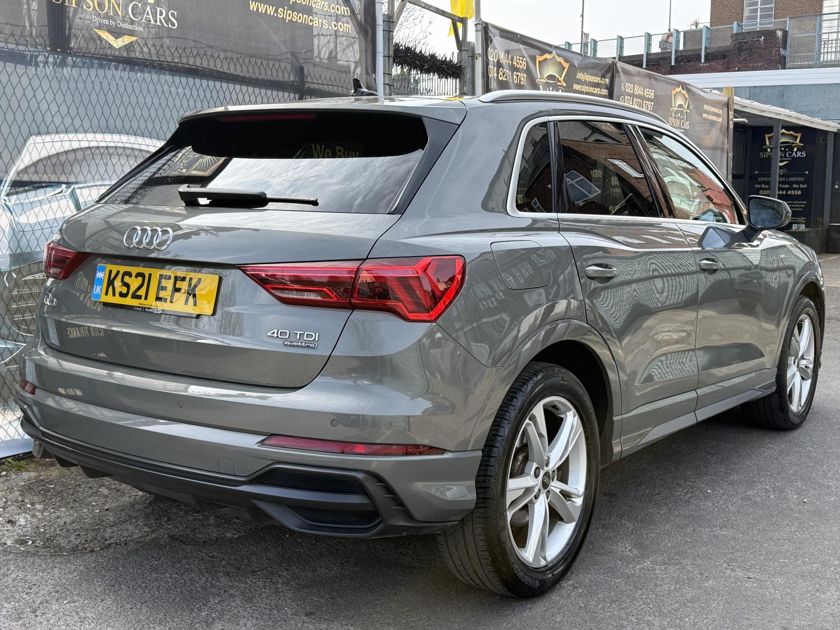 Audi Q3 2.0 TDI 40 S line SUV 5dr Diesel S Tronic quattro Euro 6 (s/s) (200 ps)