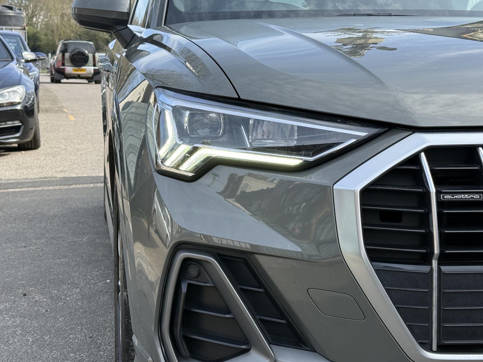 Audi Q3 2.0 TDI 40 S line SUV 5dr Diesel S Tronic quattro Euro 6 (s/s) (200 ps)