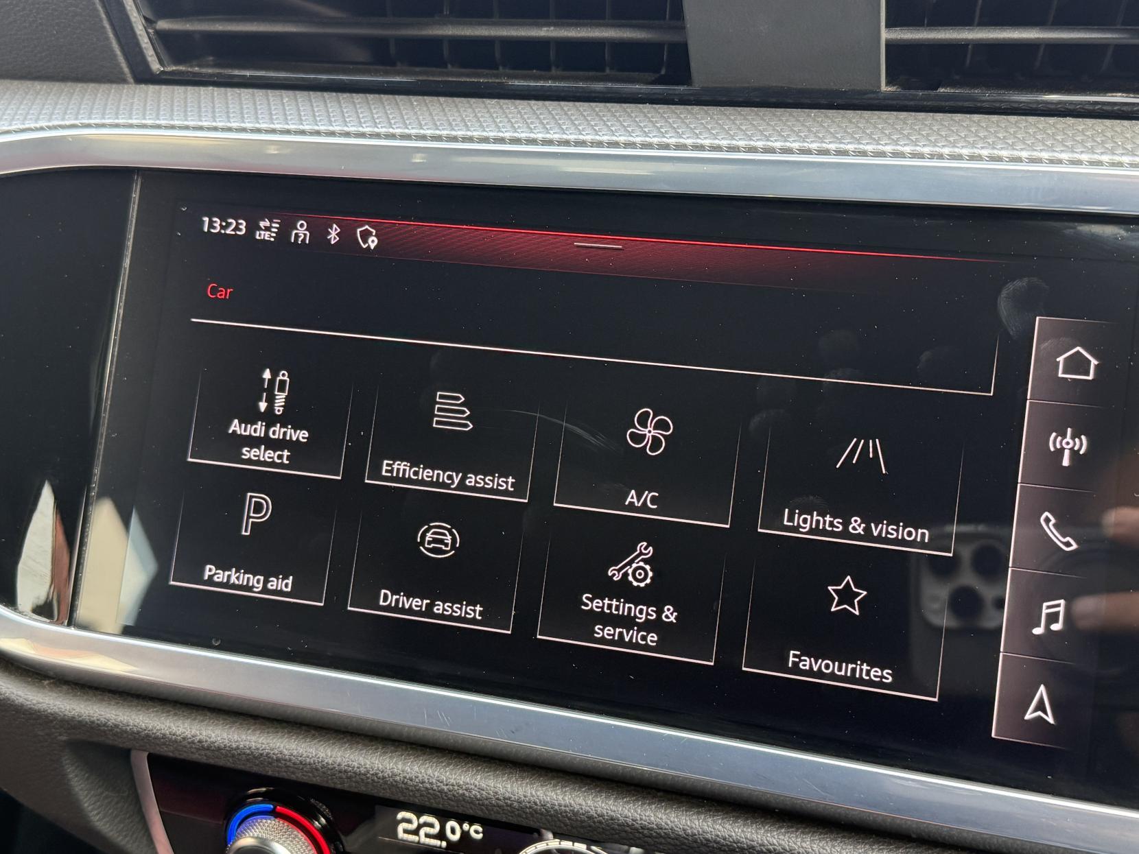 Audi Q3 2.0 TDI 40 S line SUV 5dr Diesel S Tronic quattro Euro 6 (s/s) (200 ps)