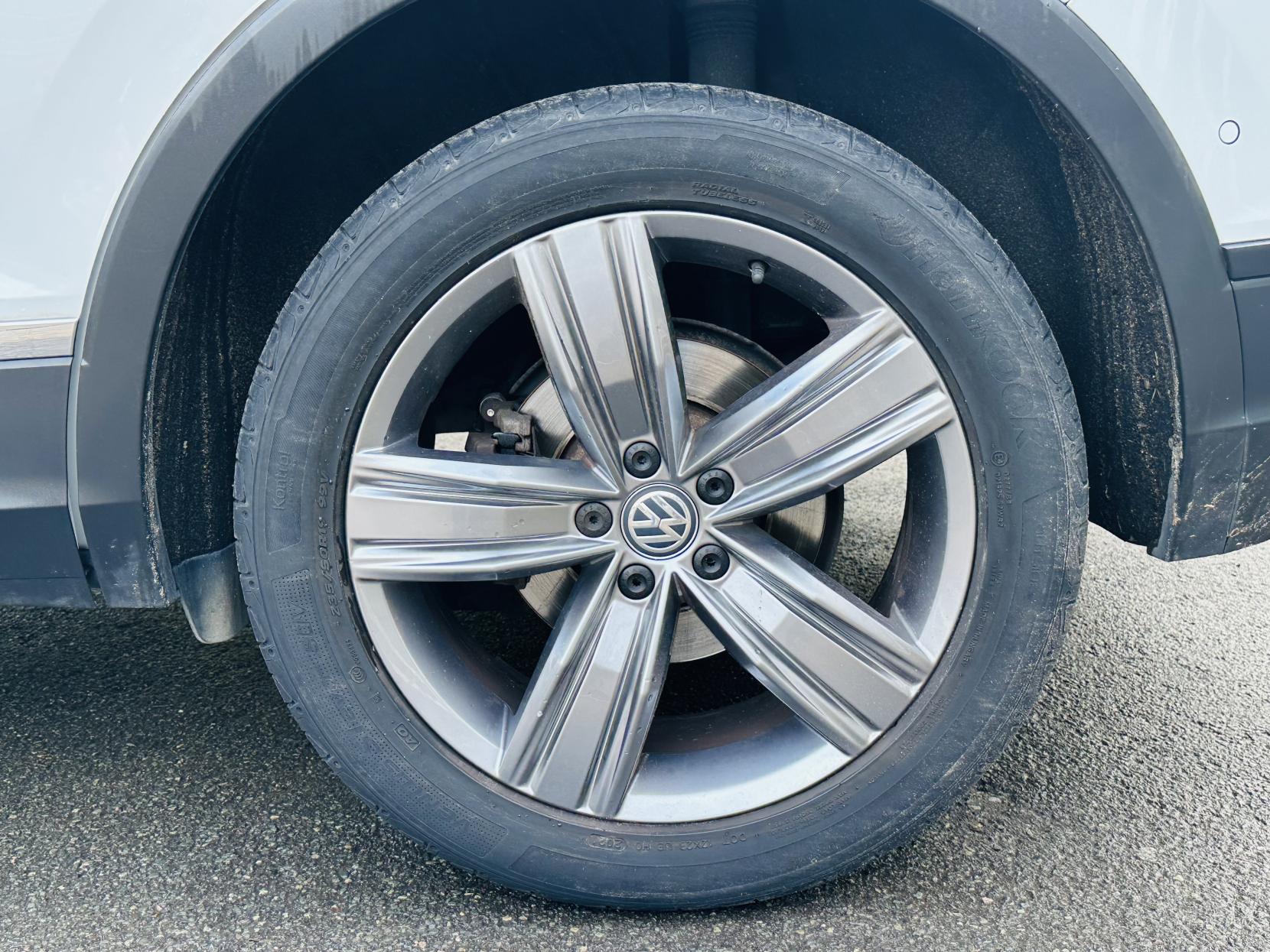 Volkswagen Tiguan 2.0 TDI Match SUV 5dr Diesel DSG 4Motion Euro 6 (s/s) (150 ps)