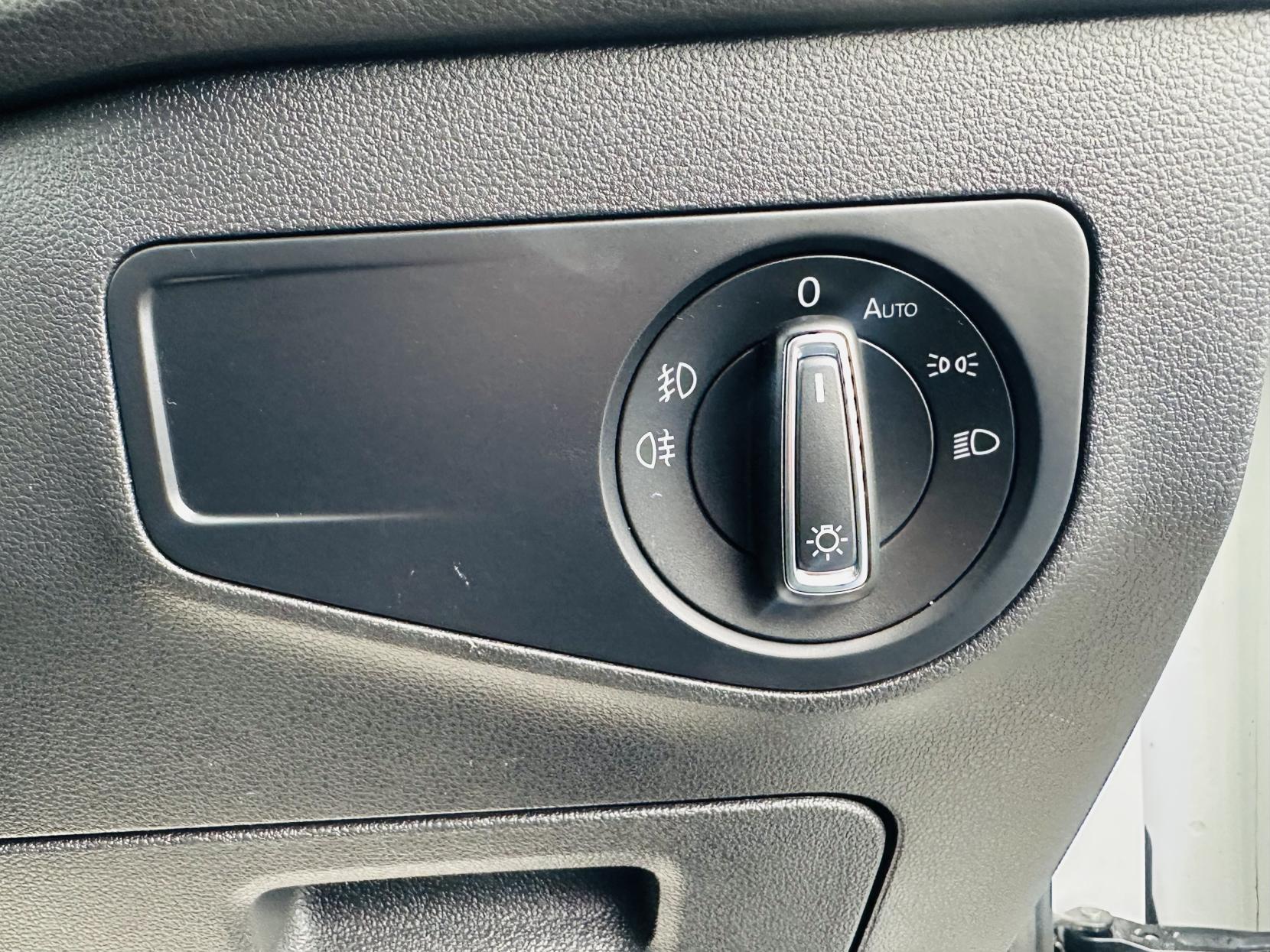 Volkswagen Tiguan 2.0 TDI Match SUV 5dr Diesel DSG 4Motion Euro 6 (s/s) (150 ps)