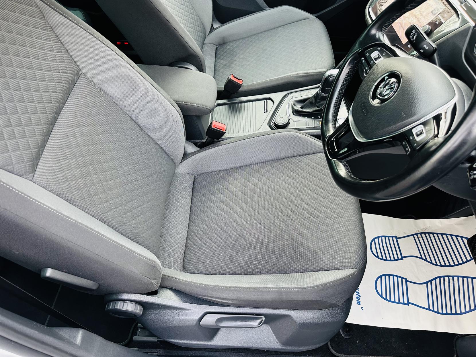 Volkswagen Tiguan 2.0 TDI Match SUV 5dr Diesel DSG 4Motion Euro 6 (s/s) (150 ps)