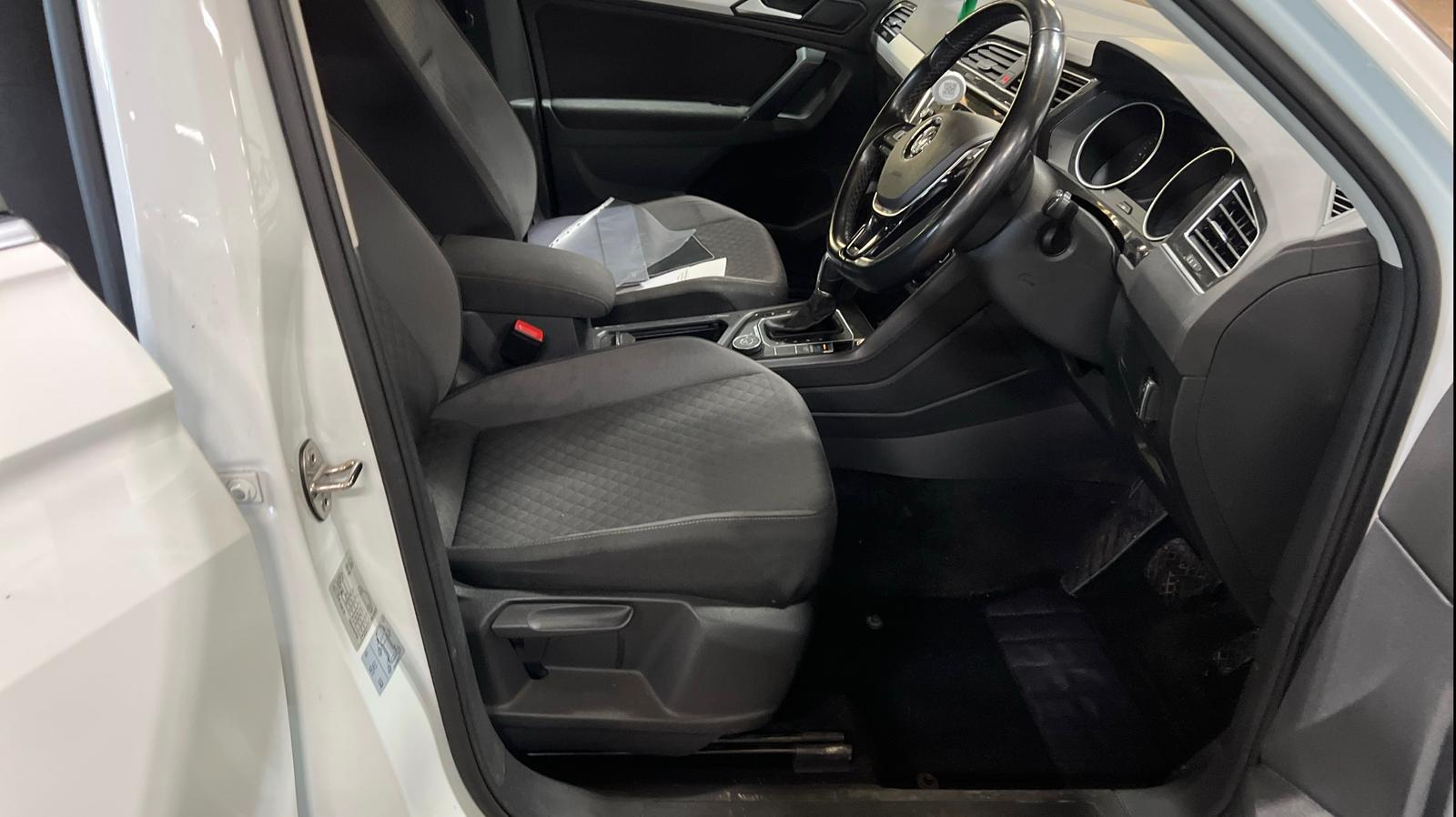 Volkswagen Tiguan 2.0 TDI Match SUV 5dr Diesel DSG 4Motion Euro 6 (s/s) (150 ps)