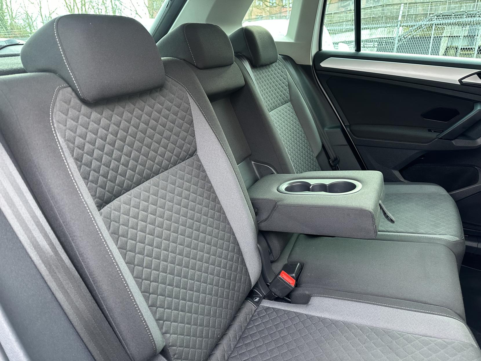 Volkswagen Tiguan 2.0 TDI Match SUV 5dr Diesel DSG 4Motion Euro 6 (s/s) (150 ps)