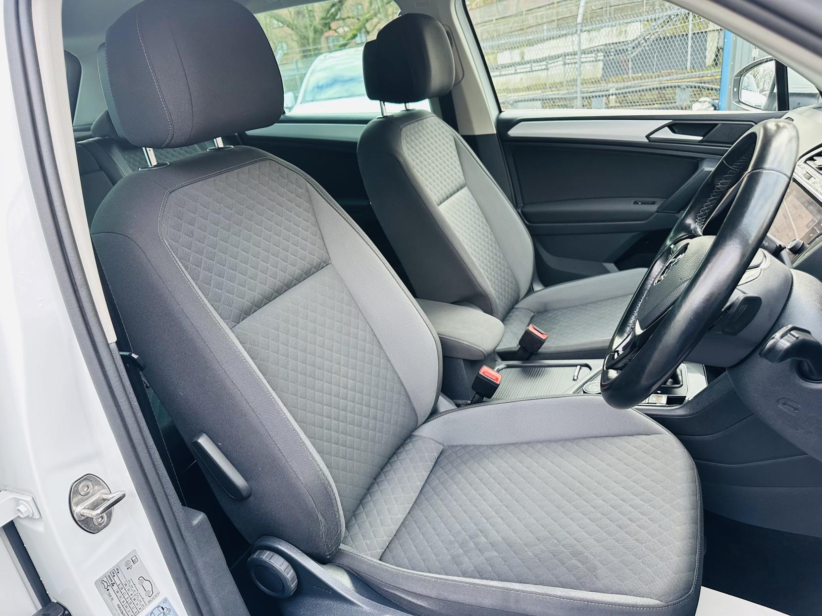 Volkswagen Tiguan 2.0 TDI Match SUV 5dr Diesel DSG 4Motion Euro 6 (s/s) (150 ps)