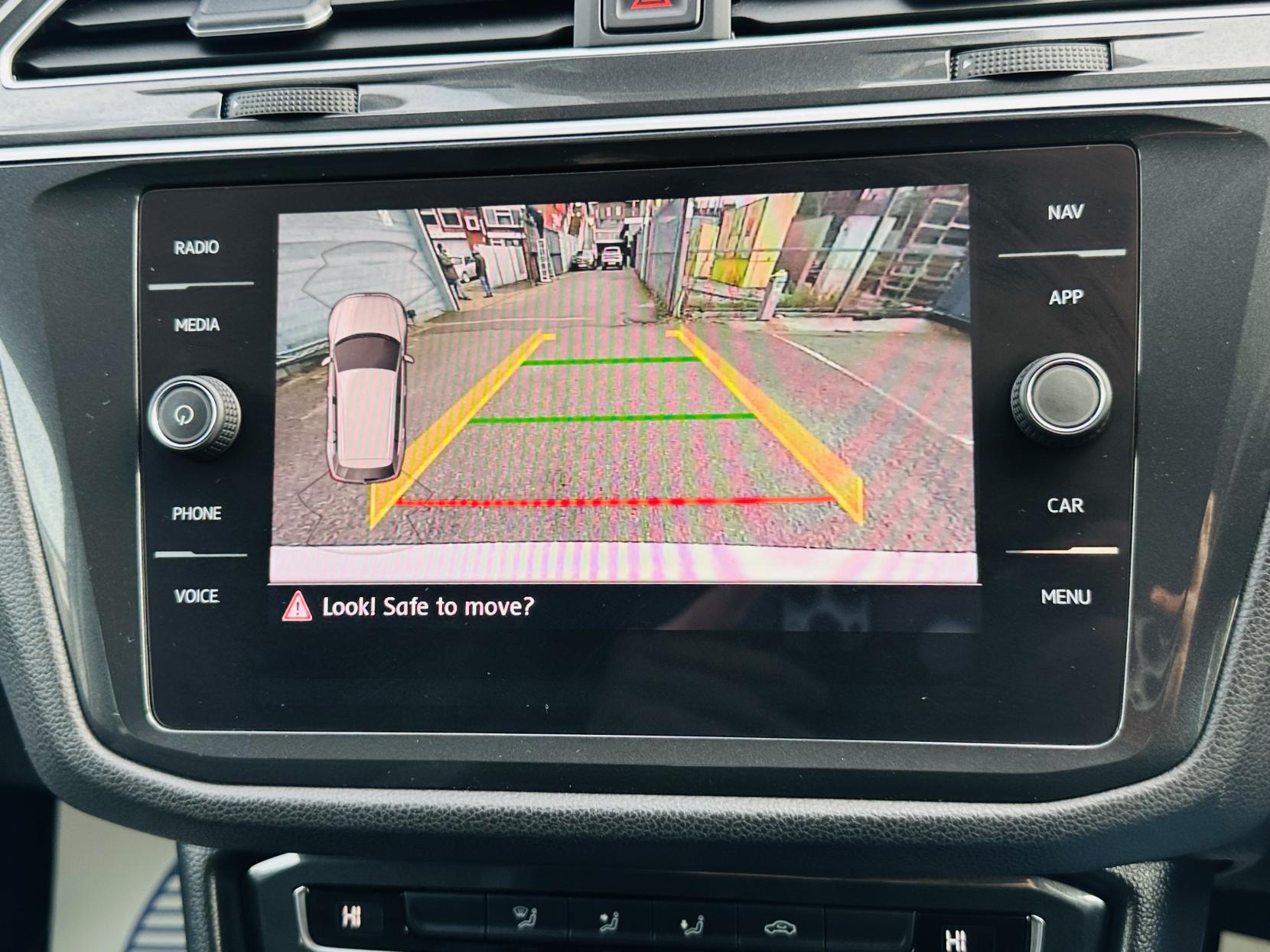 Volkswagen Tiguan 2.0 TDI Match SUV 5dr Diesel DSG 4Motion Euro 6 (s/s) (150 ps)