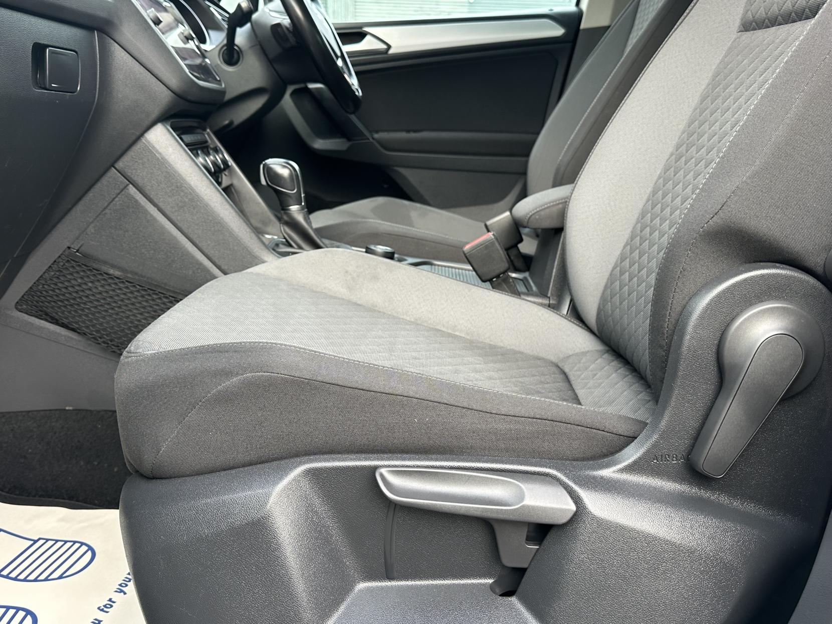 Volkswagen Tiguan 2.0 TDI Match SUV 5dr Diesel DSG 4Motion Euro 6 (s/s) (150 ps)