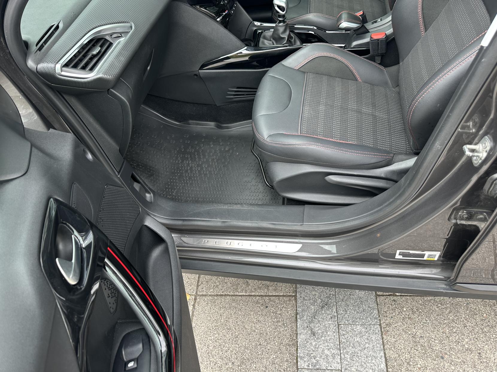 Peugeot 2008 1.2 PureTech GPF GT Line SUV 5dr Petrol Manual Euro 6 (s/s) (130 ps)