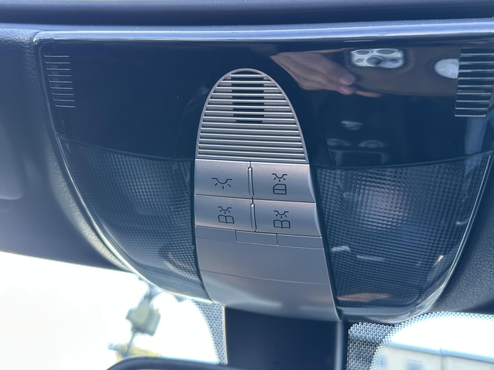 Mercedes-Benz SLK 1.8 SLK200 Kompressor Convertible 2dr Petrol Automatic (211 g/km, 163 bhp)