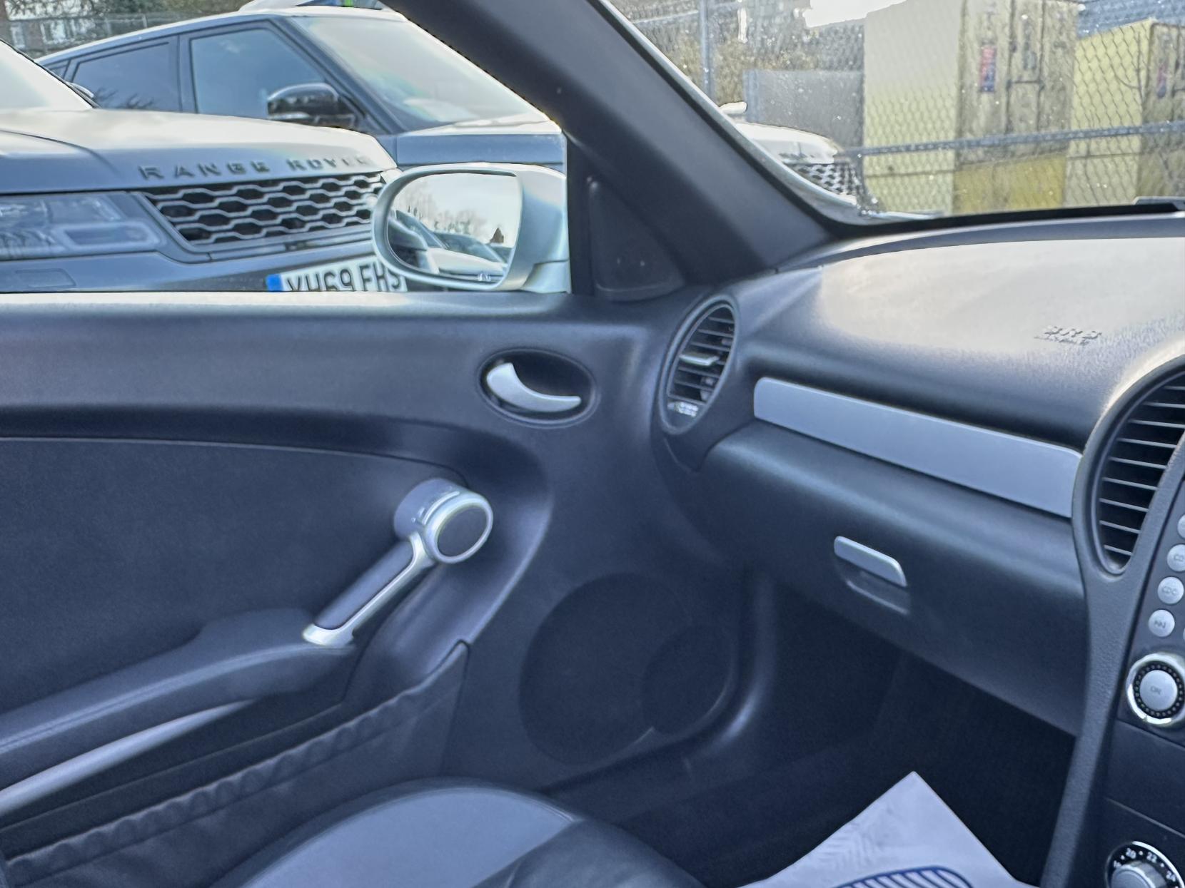 Mercedes-Benz SLK 1.8 SLK200 Kompressor Convertible 2dr Petrol Automatic (211 g/km, 163 bhp)