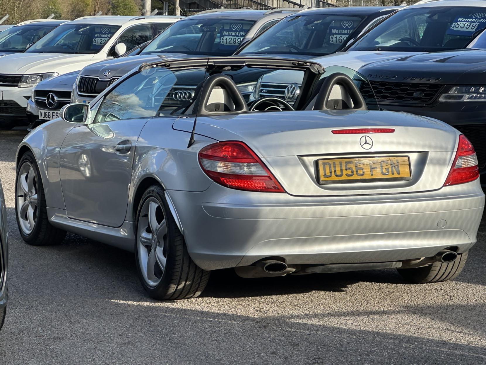 Mercedes-Benz SLK 1.8 SLK200 Kompressor Convertible 2dr Petrol Automatic (211 g/km, 163 bhp)