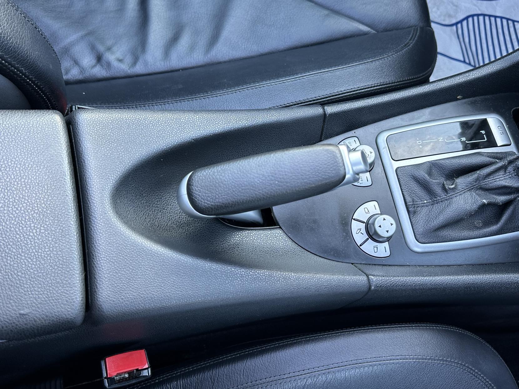 Mercedes-Benz SLK 1.8 SLK200 Kompressor Convertible 2dr Petrol Automatic (211 g/km, 163 bhp)