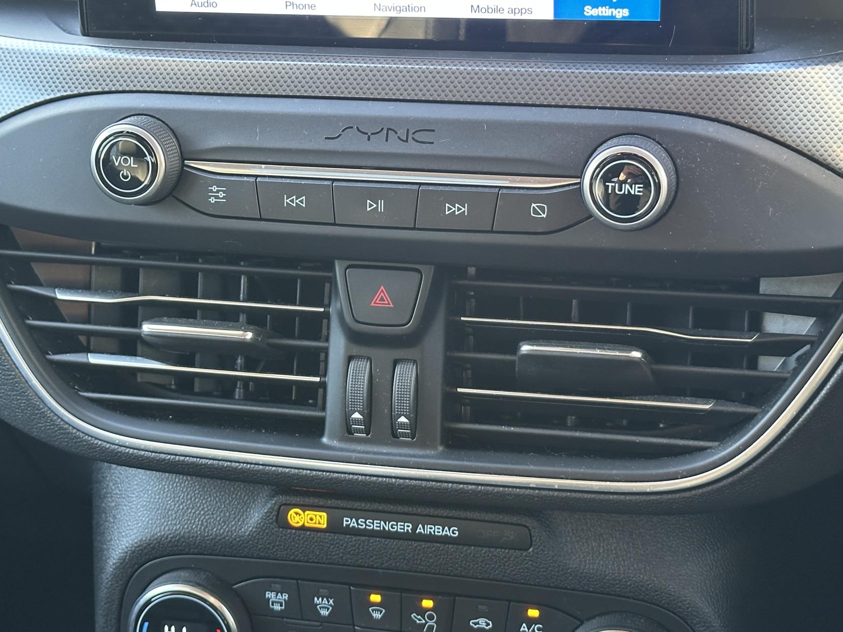 Ford Focus 1.0T EcoBoost Titanium X Hatchback 5dr Petrol Auto Euro 6 (s/s) (125 ps)