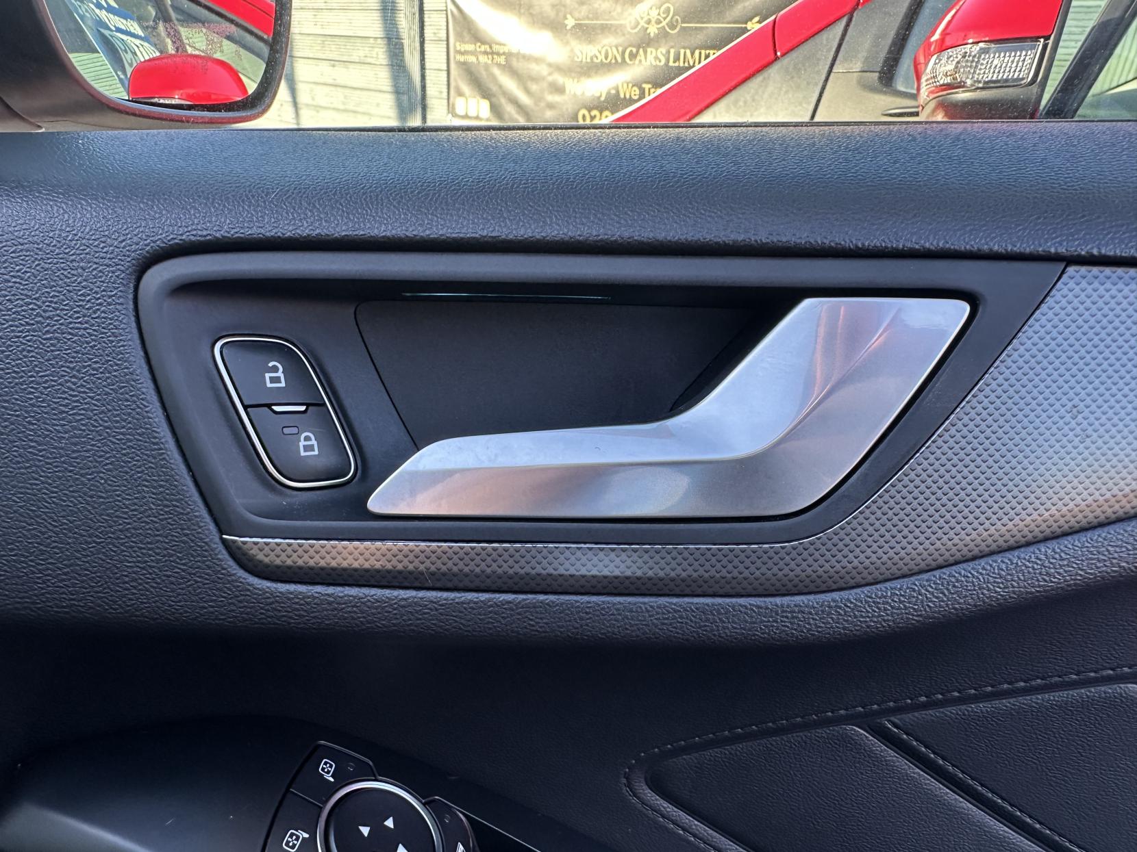 Ford Focus 1.0T EcoBoost Titanium X Hatchback 5dr Petrol Auto Euro 6 (s/s) (125 ps)