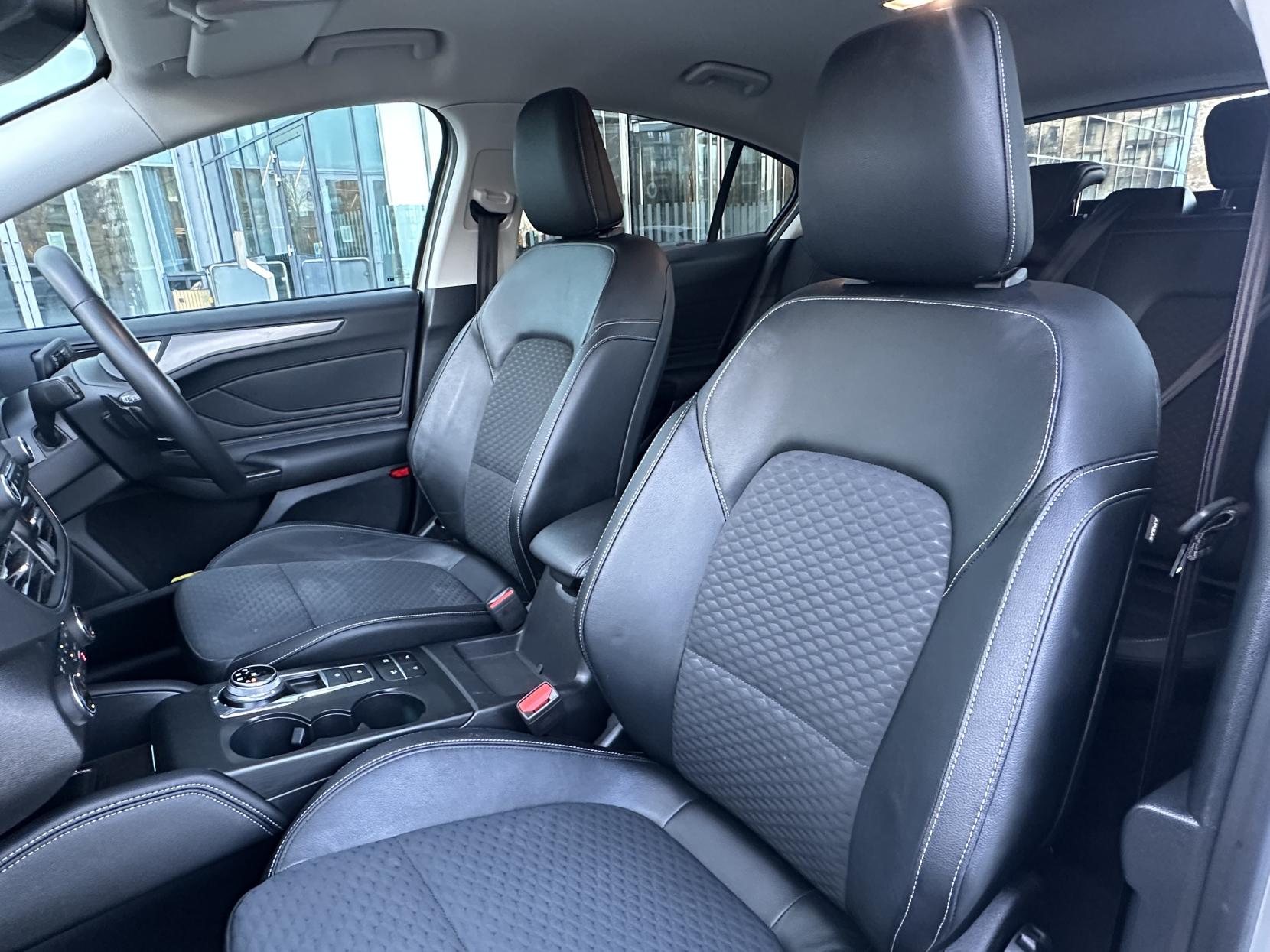 Ford Focus 1.0T EcoBoost Titanium X Hatchback 5dr Petrol Auto Euro 6 (s/s) (125 ps)