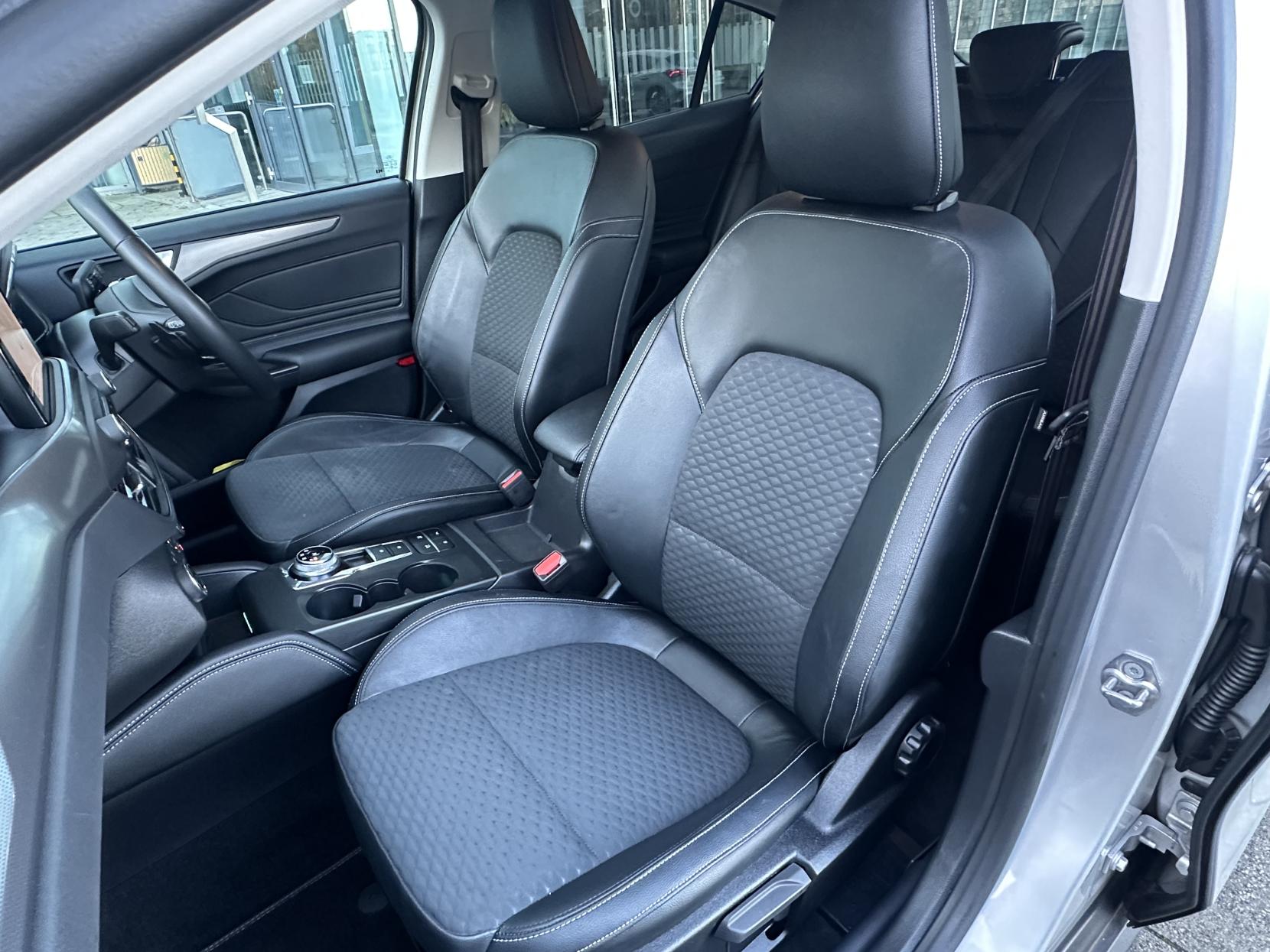 Ford Focus 1.0T EcoBoost Titanium X Hatchback 5dr Petrol Auto Euro 6 (s/s) (125 ps)