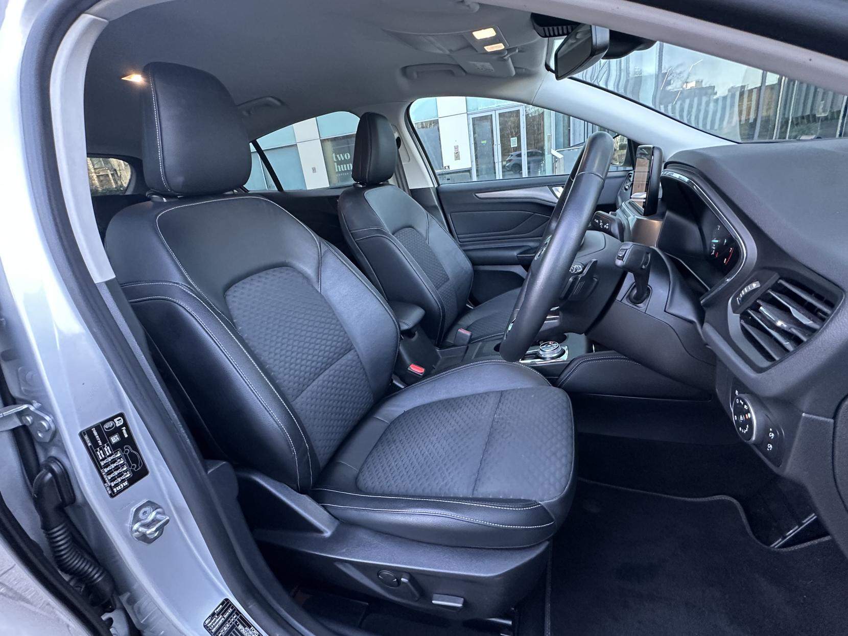 Ford Focus 1.0T EcoBoost Titanium X Hatchback 5dr Petrol Auto Euro 6 (s/s) (125 ps)