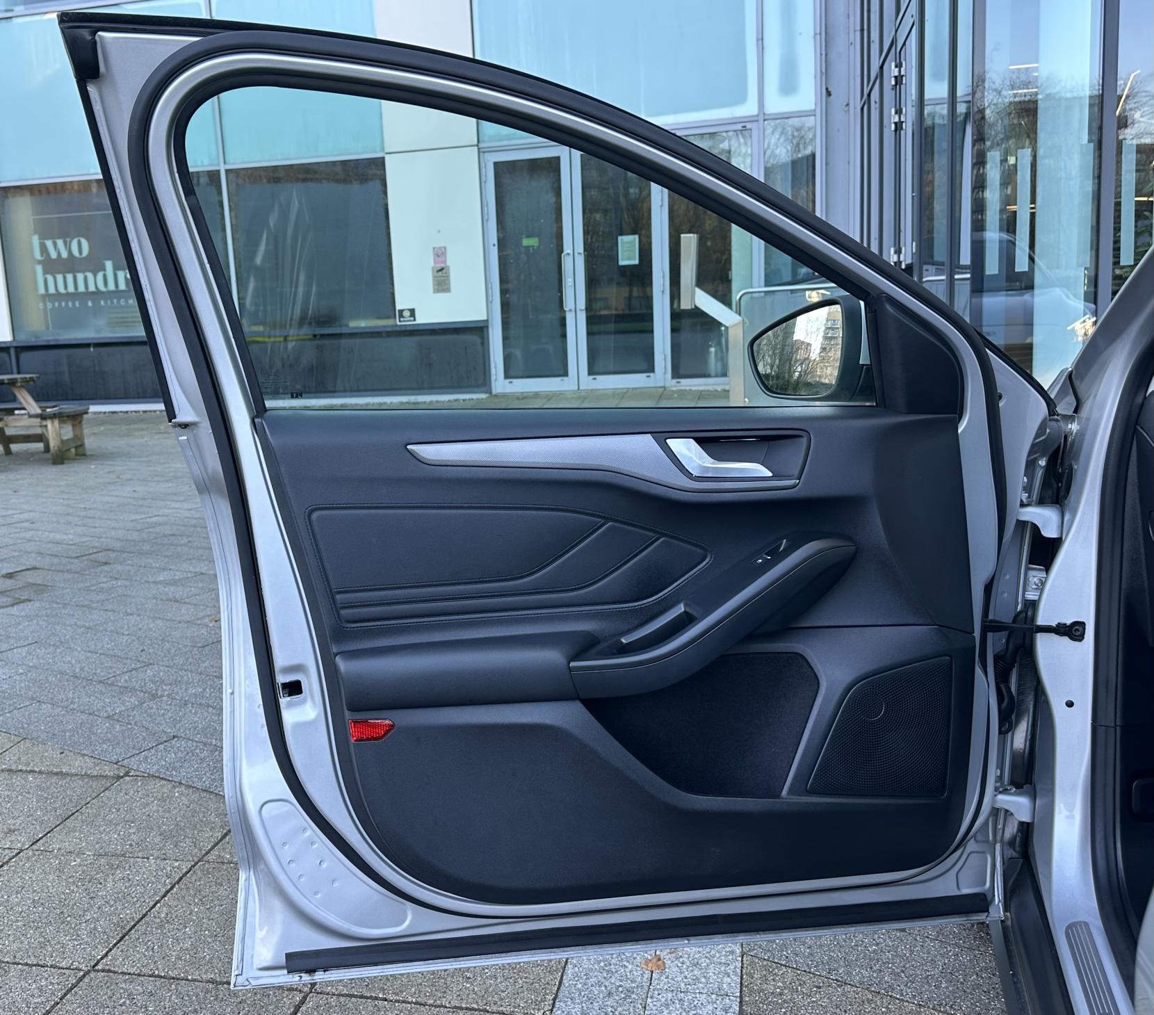 Ford Focus 1.0T EcoBoost Titanium X Hatchback 5dr Petrol Auto Euro 6 (s/s) (125 ps)