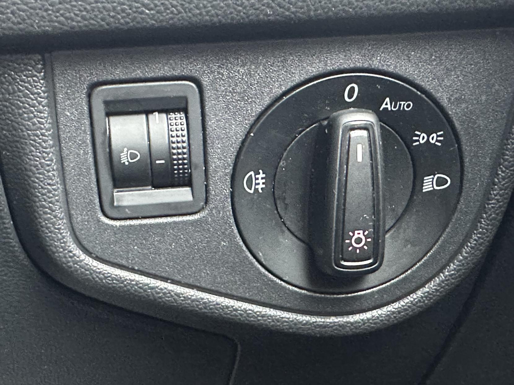 Volkswagen Polo 1.0 TSI SE Hatchback 5dr Petrol DSG Euro 6 (s/s) (95 ps)