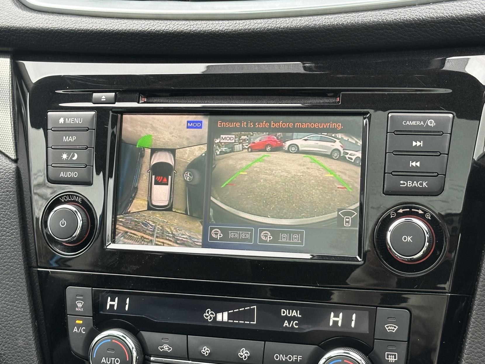 Nissan Qashqai 1.7 dCi Tekna SUV 5dr Diesel CVT 4WD Euro 6 (s/s) (150 ps)