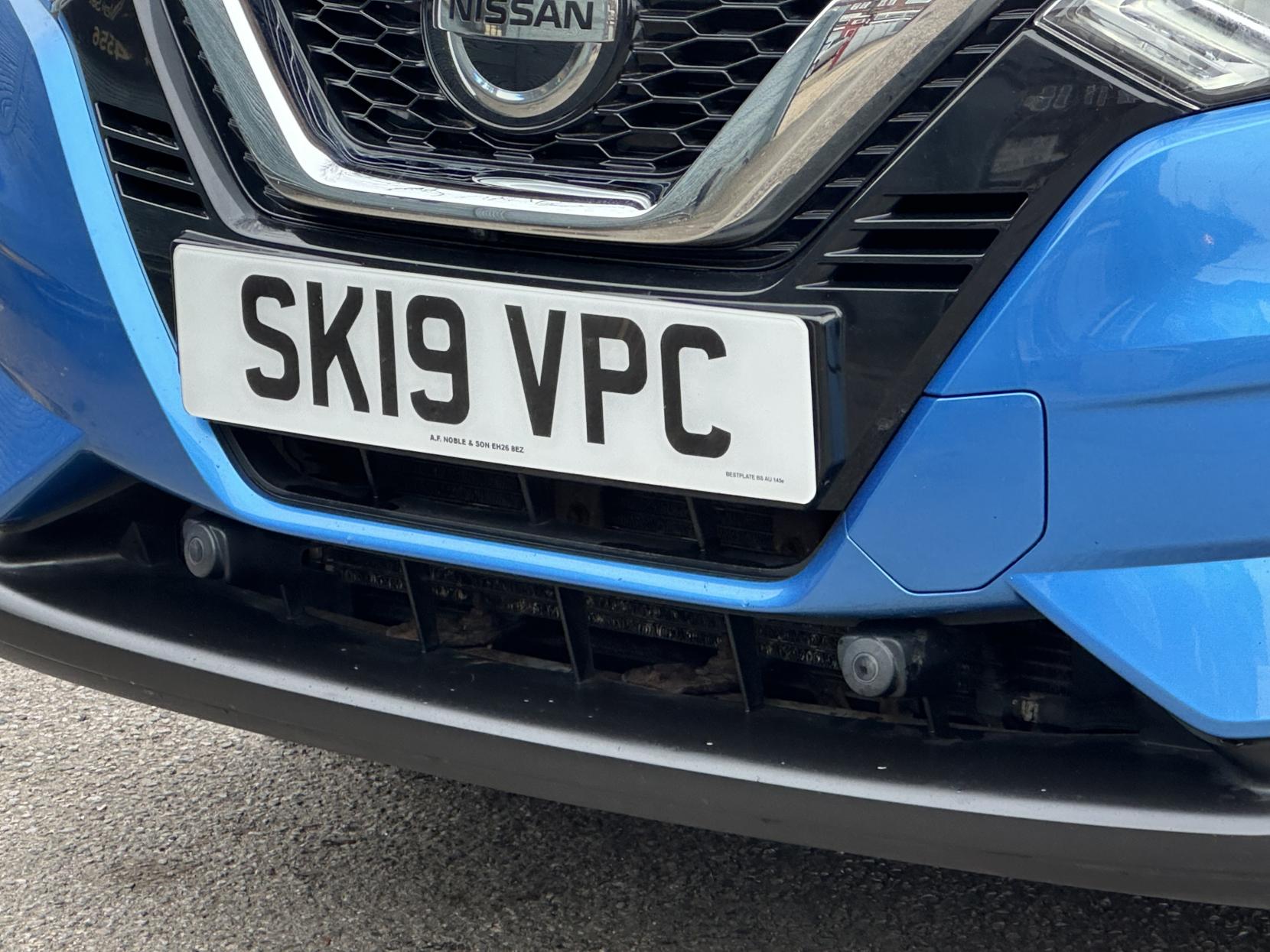 Nissan Qashqai 1.7 dCi Tekna SUV 5dr Diesel CVT 4WD Euro 6 (s/s) (150 ps)