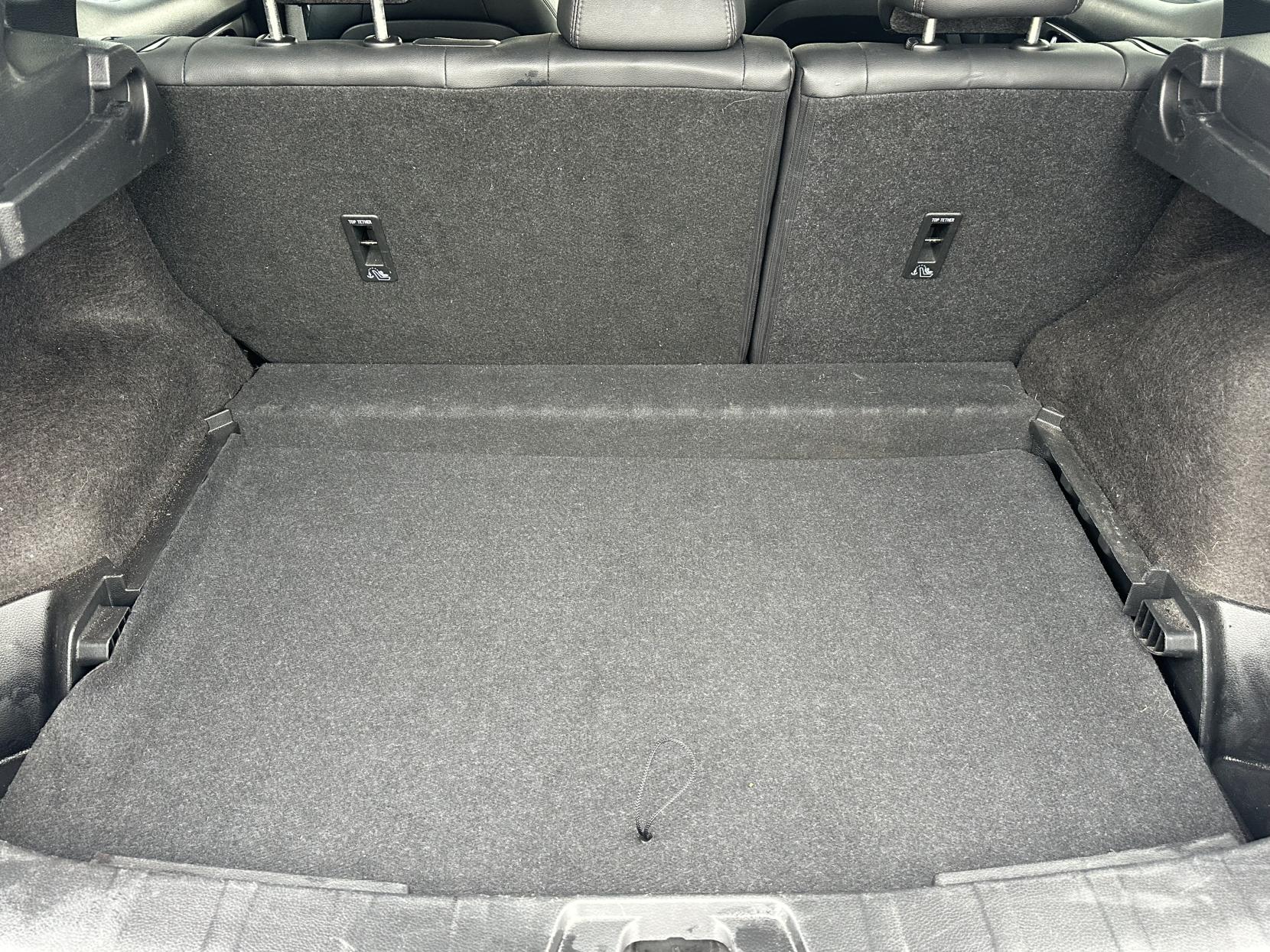 Nissan Qashqai 1.7 dCi Tekna SUV 5dr Diesel CVT 4WD Euro 6 (s/s) (150 ps)