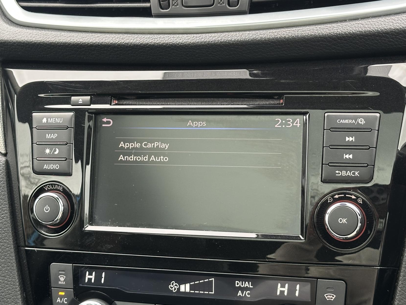 Nissan Qashqai 1.7 dCi Tekna SUV 5dr Diesel CVT 4WD Euro 6 (s/s) (150 ps)