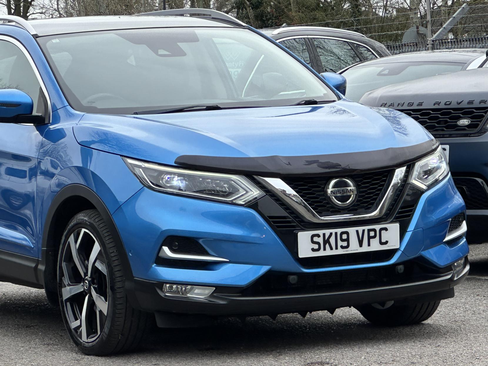 Nissan Qashqai 1.7 dCi Tekna SUV 5dr Diesel CVT 4WD Euro 6 (s/s) (150 ps)