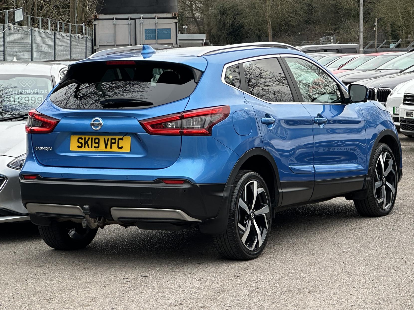 Nissan Qashqai 1.7 dCi Tekna SUV 5dr Diesel CVT 4WD Euro 6 (s/s) (150 ps)