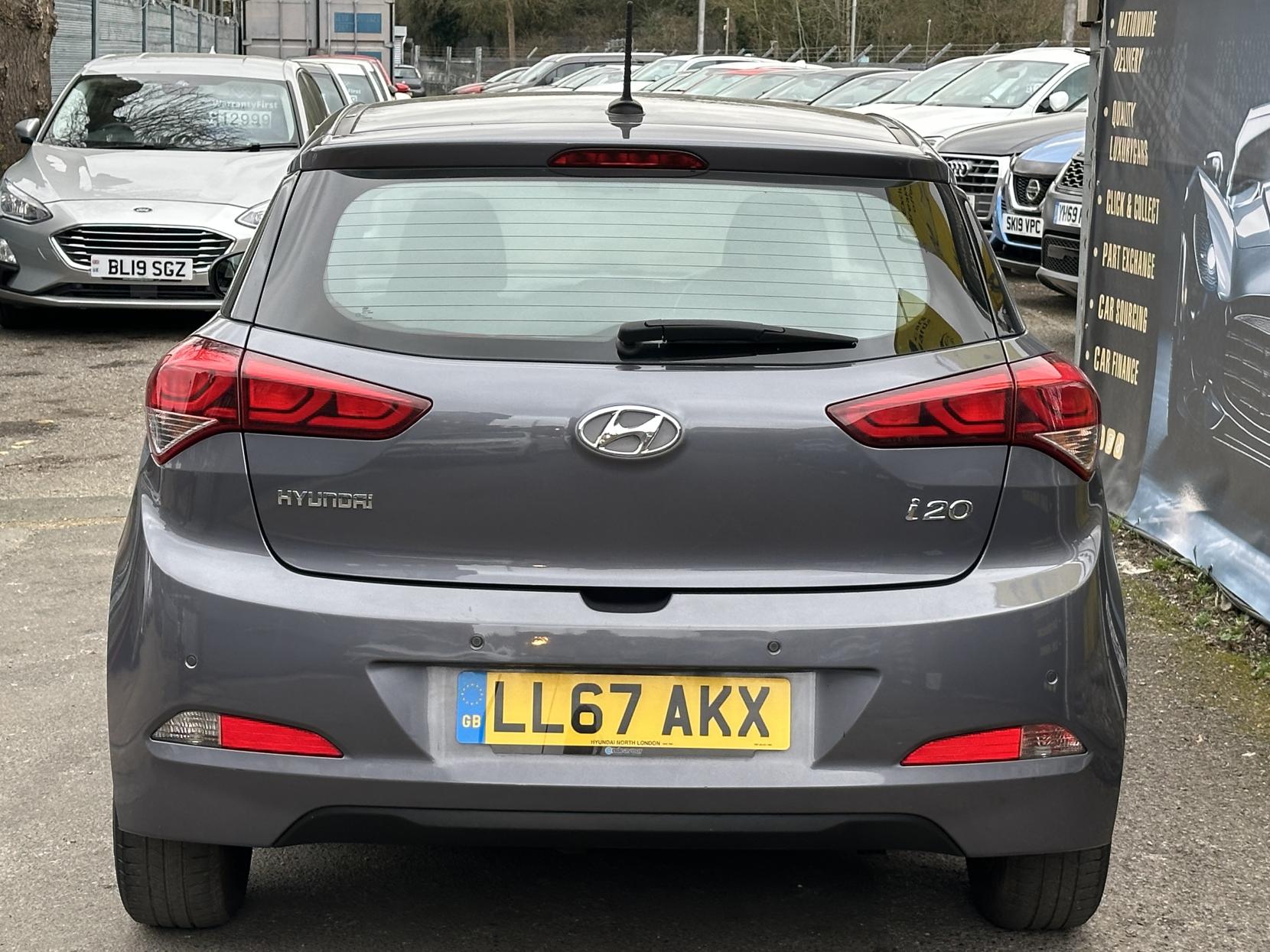 Hyundai i20 1.4 SE Hatchback 5dr Petrol Auto Euro 6 (100 ps)