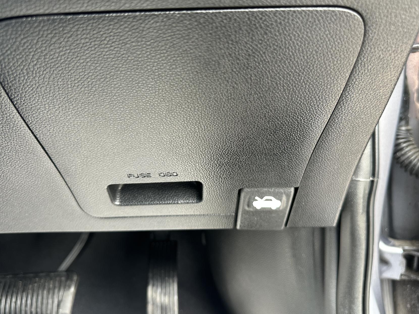 Hyundai i20 1.4 SE Hatchback 5dr Petrol Auto Euro 6 (100 ps)