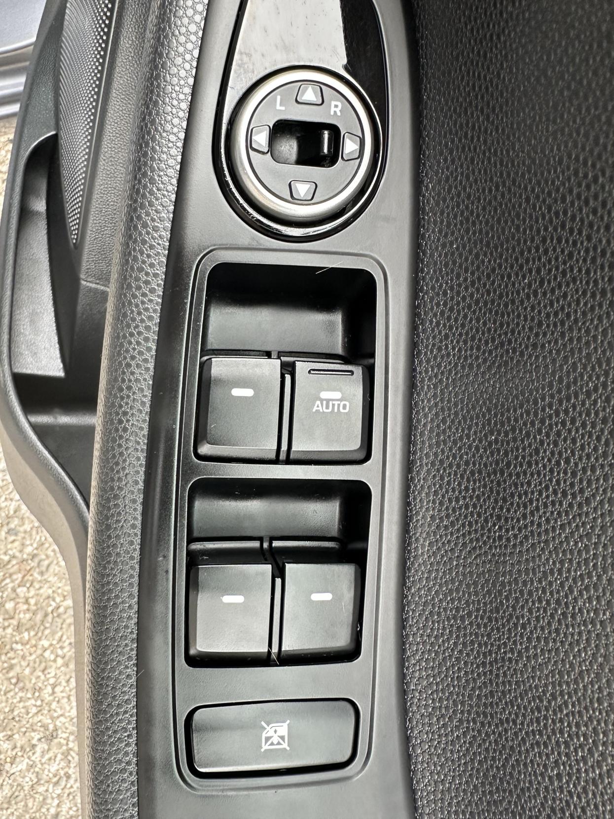 Hyundai i20 1.4 SE Hatchback 5dr Petrol Auto Euro 6 (100 ps)