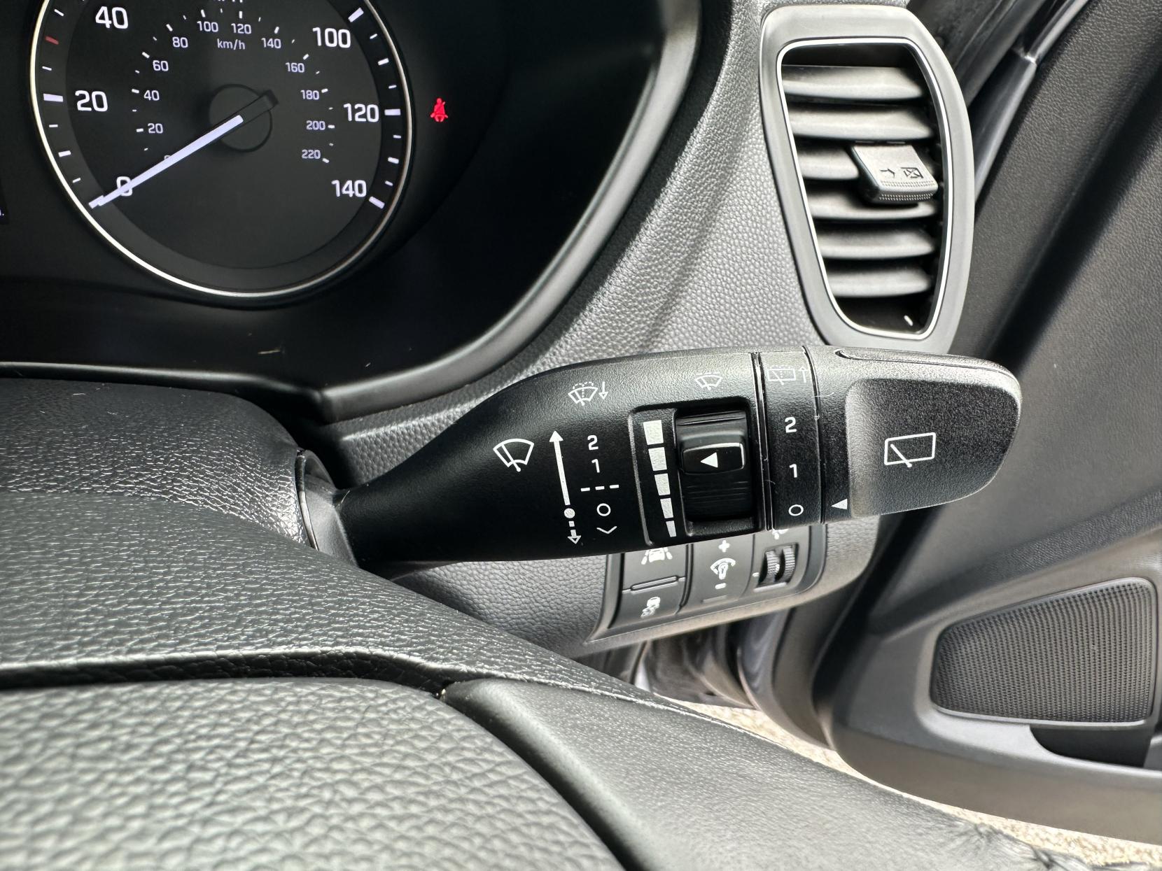 Hyundai i20 1.4 SE Hatchback 5dr Petrol Auto Euro 6 (100 ps)