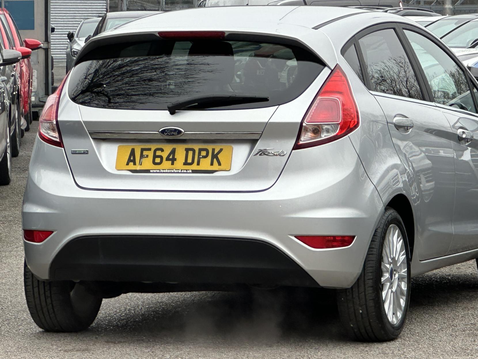 Ford Fiesta 1.0T EcoBoost Titanium Hatchback 5dr Petrol Powershift Euro 5 (100 ps)