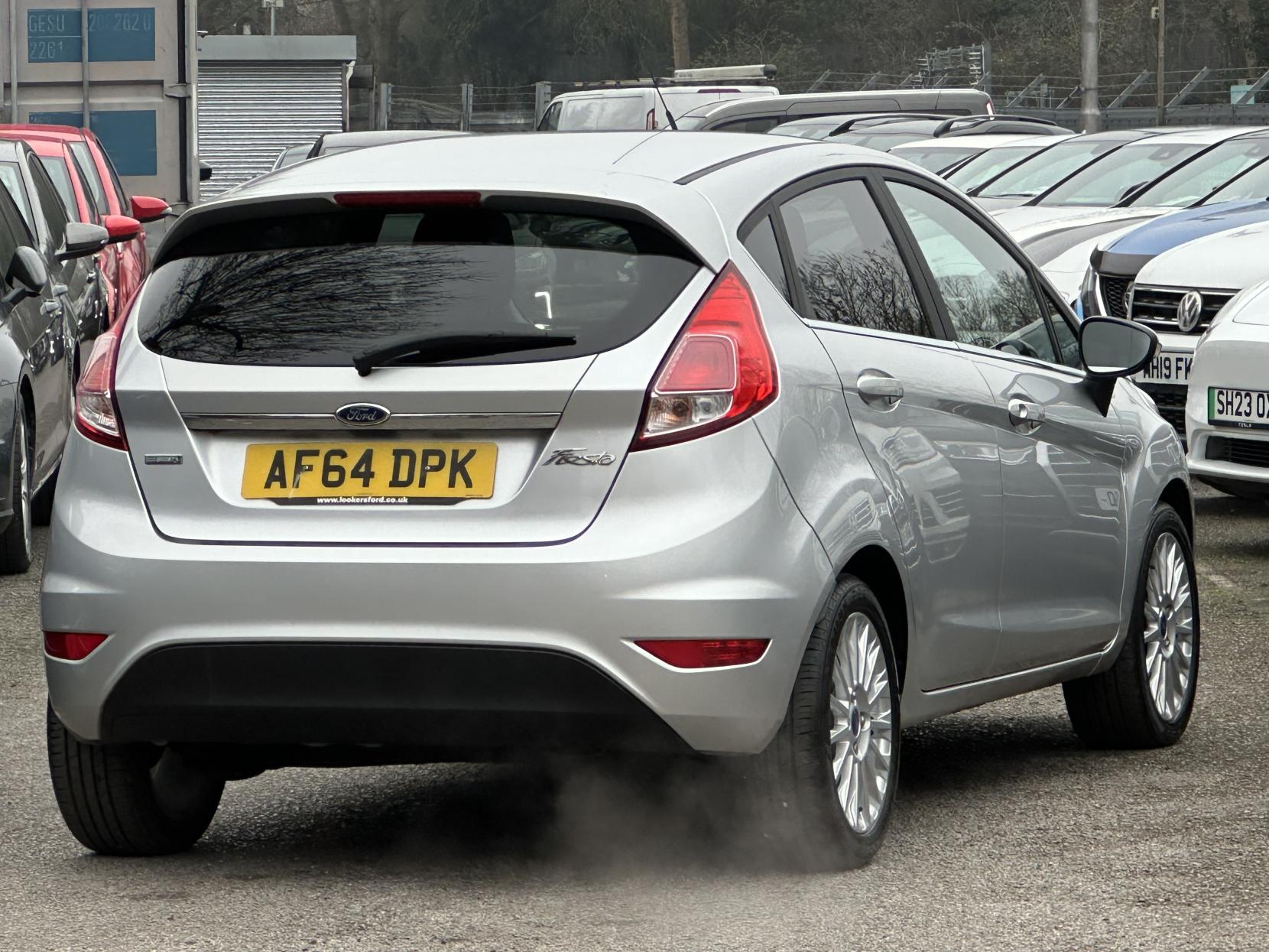 Ford Fiesta 1.0T EcoBoost Titanium Hatchback 5dr Petrol Powershift Euro 5 (100 ps)
