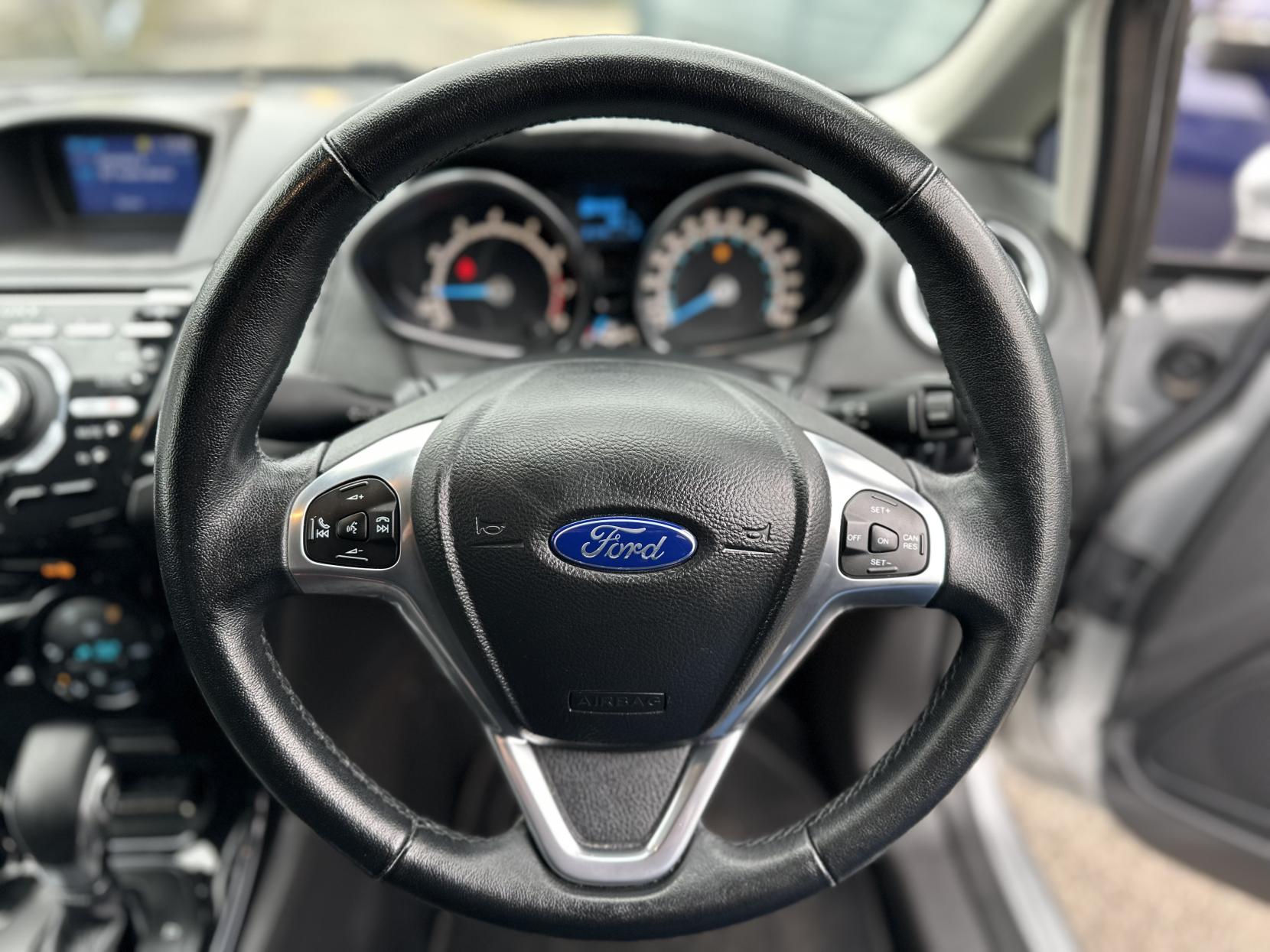 Ford Fiesta 1.0T EcoBoost Titanium Hatchback 5dr Petrol Powershift Euro 5 (100 ps)