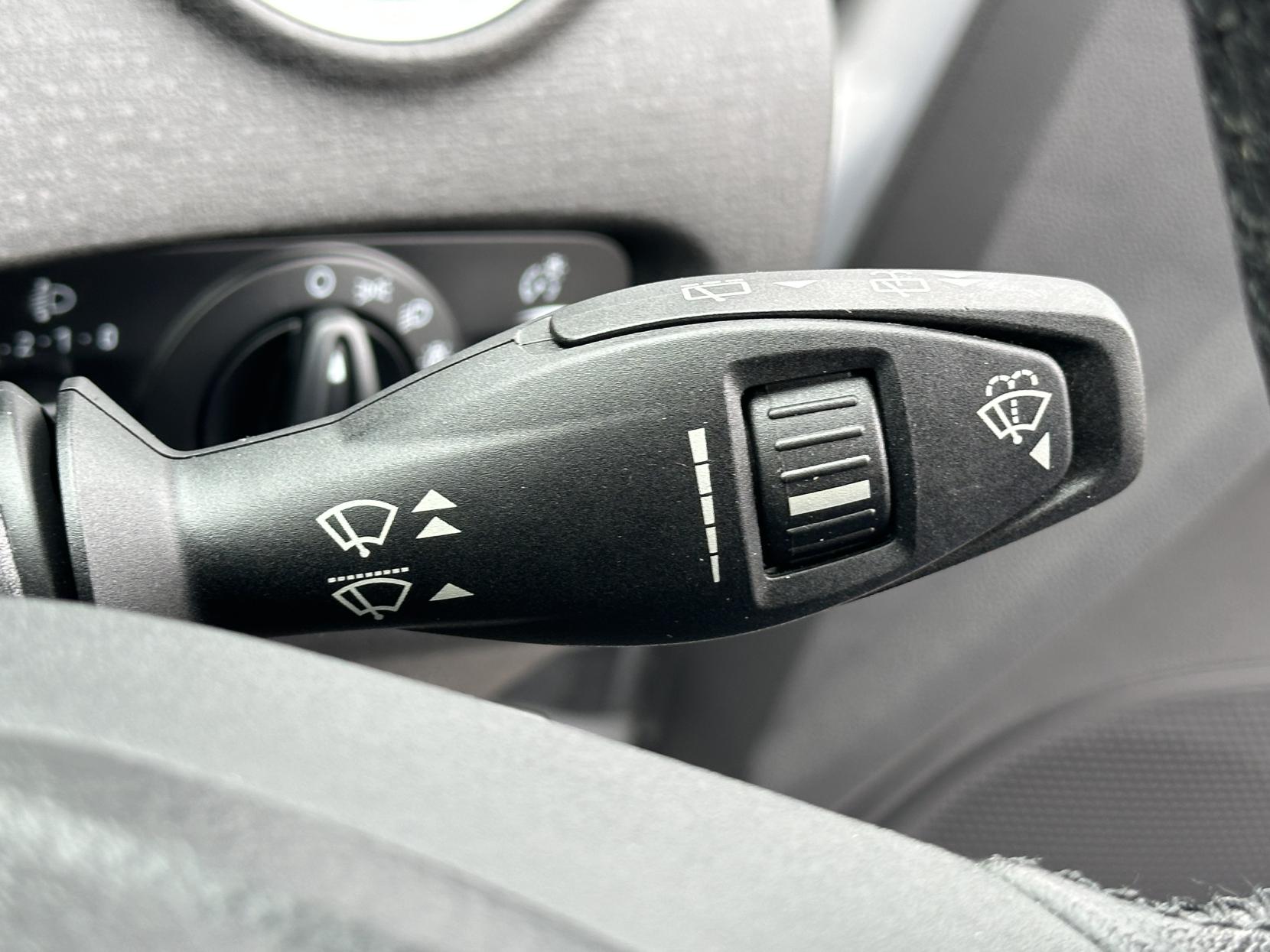 Ford Fiesta 1.0T EcoBoost Titanium Hatchback 5dr Petrol Powershift Euro 5 (100 ps)