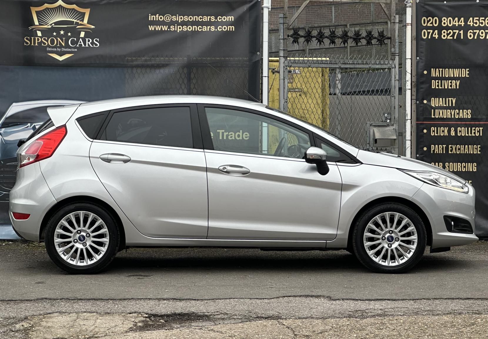 Ford Fiesta 1.0T EcoBoost Titanium Hatchback 5dr Petrol Powershift Euro 5 (100 ps)