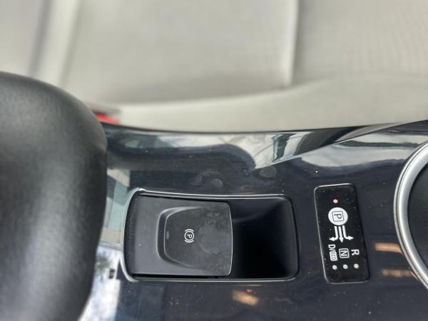 Nissan Leaf 24kWh Hatchback 5dr Electric Auto (107 bhp)