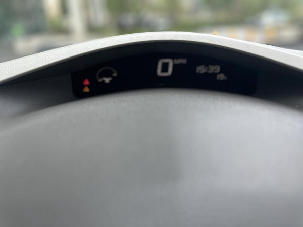 Nissan Leaf 24kWh Hatchback 5dr Electric Auto (107 bhp)