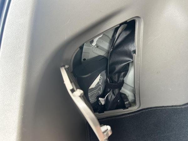 Nissan Leaf 24kWh Hatchback 5dr Electric Auto (107 bhp)