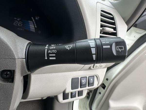 Nissan Leaf 24kWh Hatchback 5dr Electric Auto (107 bhp)
