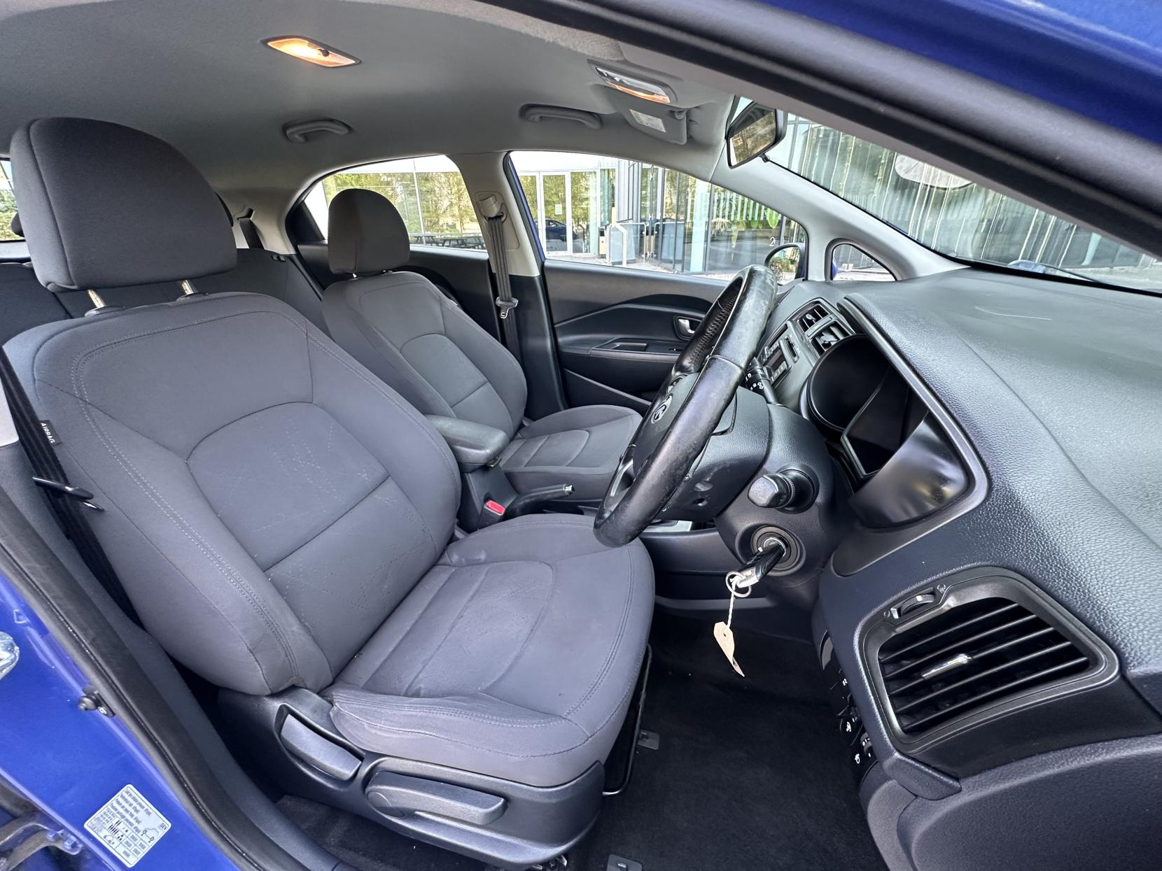 Kia Rio 1.25 2 Hatchback 5dr Petrol Manual Euro 5 (84 bhp)