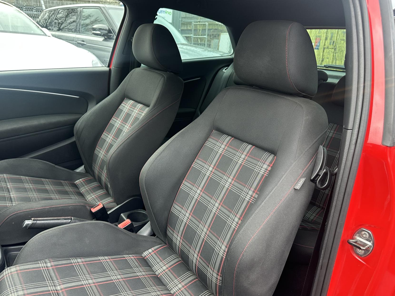 Volkswagen Polo 1.8 TSI BlueMotion Tech GTI Hatchback 3dr Petrol DSG Euro 6 (s/s) (192 ps)