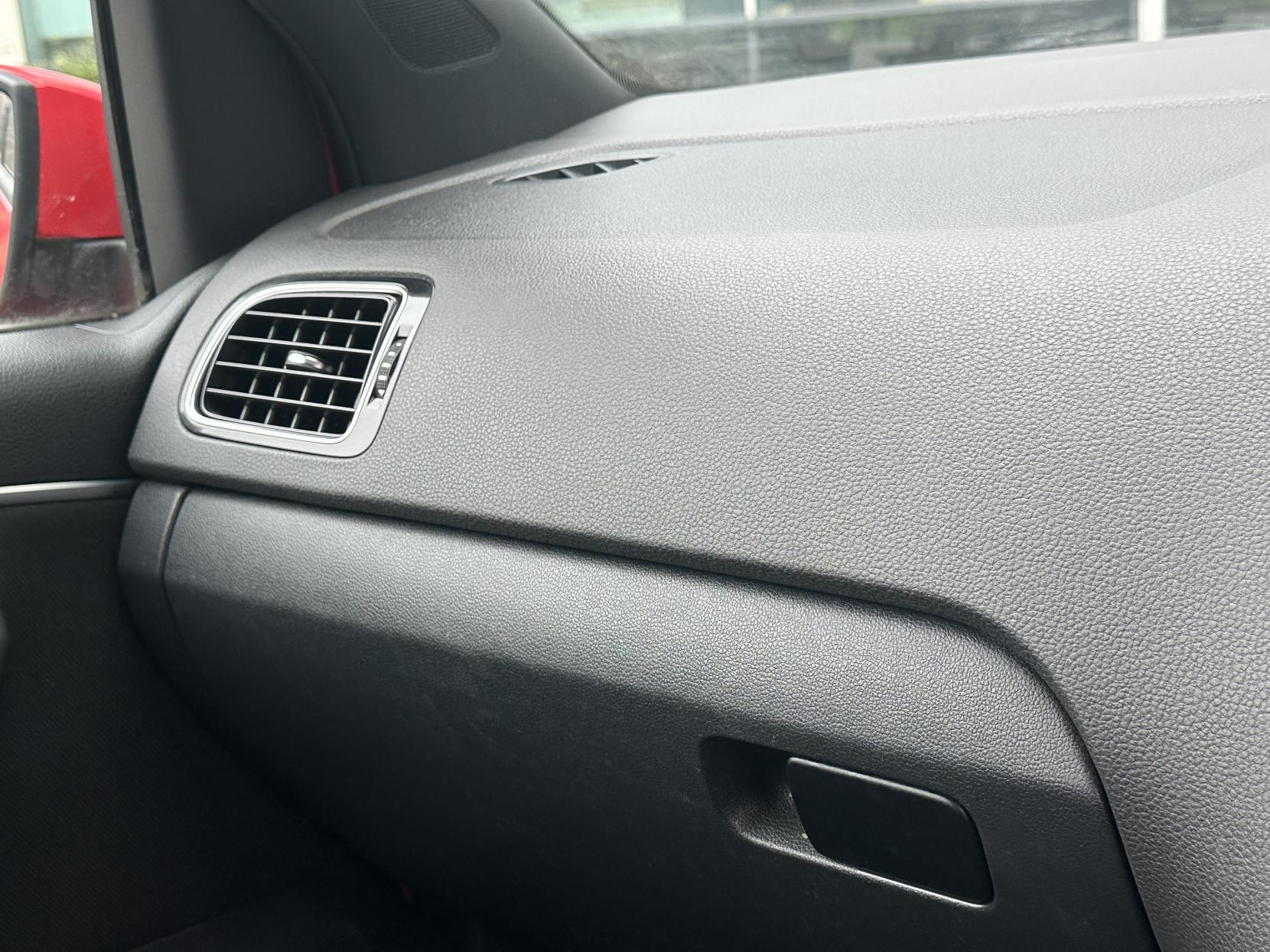 Volkswagen Polo 1.8 TSI BlueMotion Tech GTI Hatchback 3dr Petrol DSG Euro 6 (s/s) (192 ps)