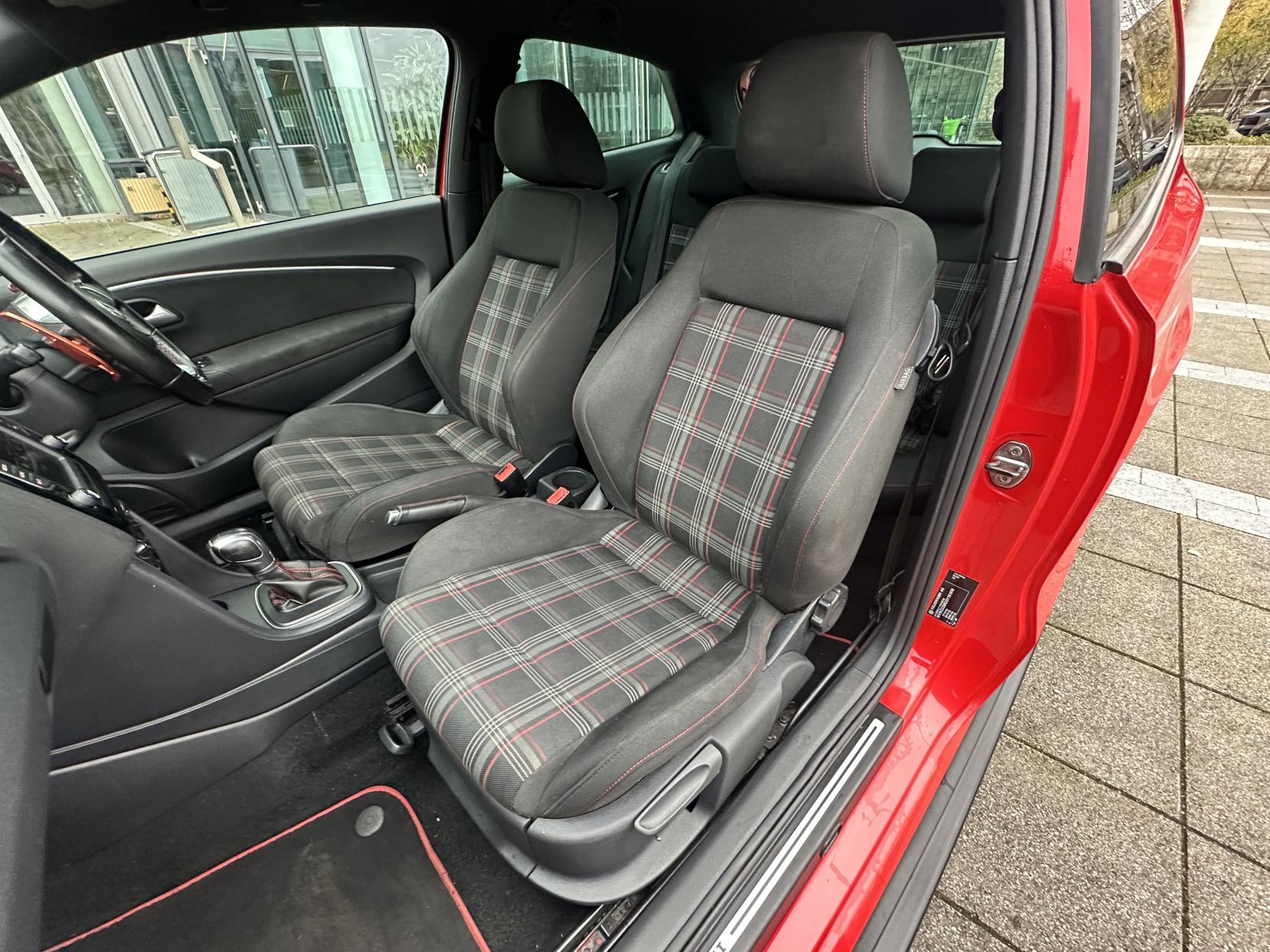 Volkswagen Polo 1.8 TSI BlueMotion Tech GTI Hatchback 3dr Petrol DSG Euro 6 (s/s) (192 ps)